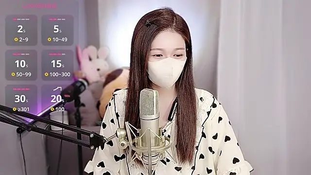 Snapshot of tw_lala chatting on 10/10/25, 04:52 tw lala online show from 10/10/25, 04:52