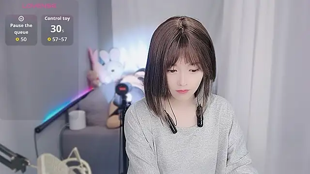 Snapshot of tw_lala chatting on 12/15/25, 04:46 tw lala online show from 12/15/25, 04:46