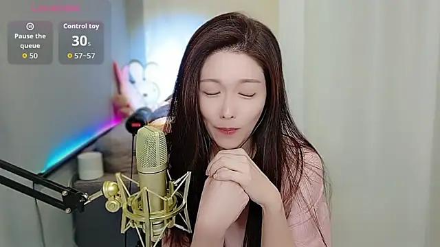 Snapshot of tw_lala chatting on 10/28/25, 04:50 tw lala online show from 10/28/25, 04:50