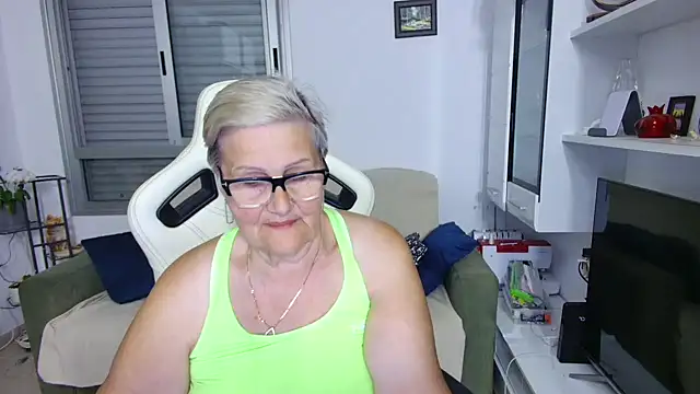 Selenna57 online show from 05/15/26, 09:57