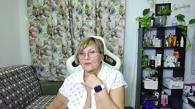 Selenna57 online show from 12/27/24, 11:42