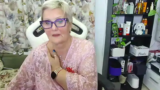 Selenna57 online show from 02/13/25, 08:45