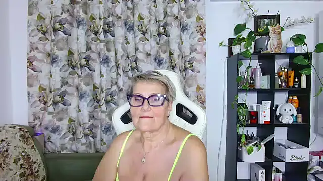 Selenna57 online show from 01/22/25, 06:52