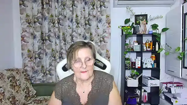 Selenna57 online show from 01/04/25, 06:40