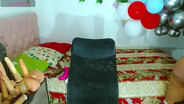 Alexaqueen1 online show from 11/24/25, 11:27