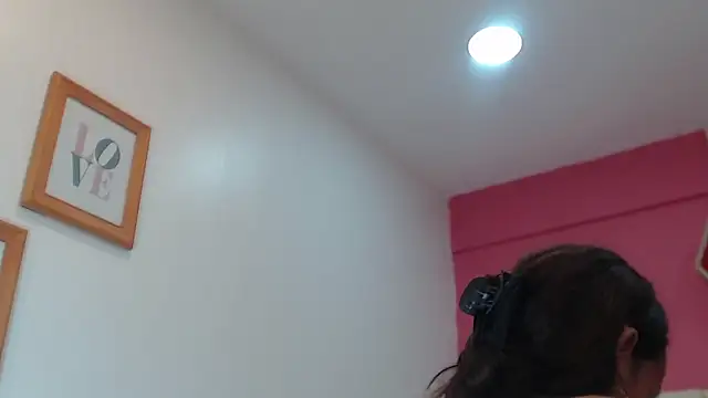 Snapshot of Amber_Moore chatting on 09/08/25, 03:55 Amber Moore online show from 09/08/25, 03:55