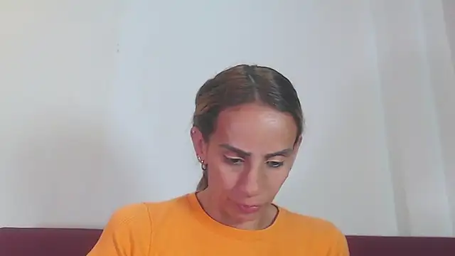 Amber Moore online show from 05/28/26, 04:46