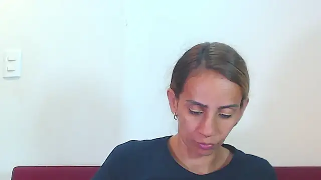 Amber Moore online show from 06/11/26, 04:59