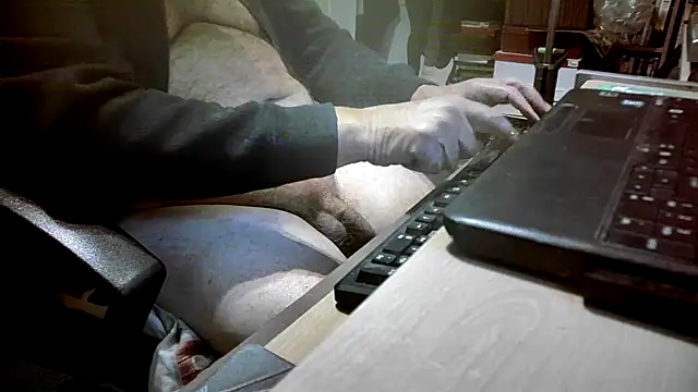 dirtyharry2022 online show from 02/12/25, 05:37