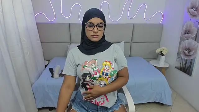 nashiira  online show from 01/23/25, 07:18