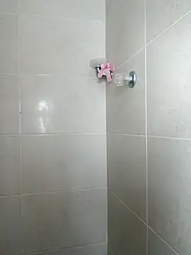 nashiira  online show from 02/02/26, 09:47