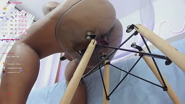 nashiira  online show from 01/23/25, 10:22