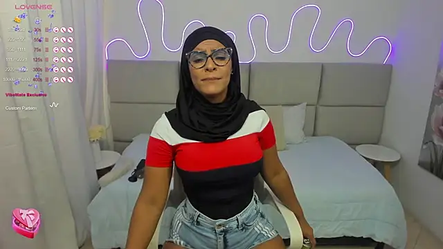 nashiira  online show from 02/20/25, 07:30