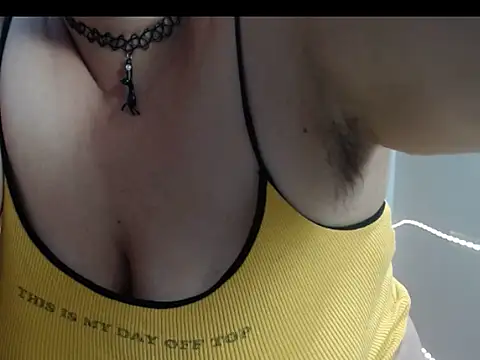 angelitolove727 online show from 06/12/26, 10:07