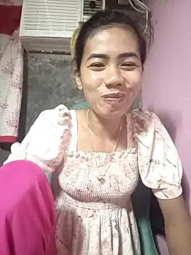 Snapshot of Cutie_body11 chatting on 10/18/25, 02:02 Cutie body11 online show from 10/18/25, 02:02