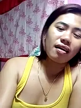 Snapshot of Cutie_body11 chatting on 07/06/26, 12:28 Cutie body11 online show from 07/06/26, 12:28