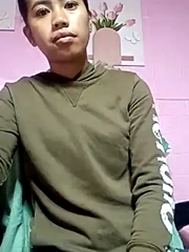 Cutie body11 online show from 12/19/25, 10:45