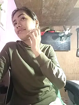 Cutie body11 online show from 11/12/25, 12:04