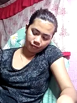 Snapshot of Cutie_body11 chatting on 06/29/26, 01:11 Cutie body11 online show from 06/29/26, 01:11