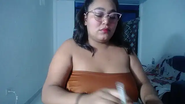 sirena 15 online show from 02/25/26, 04:12