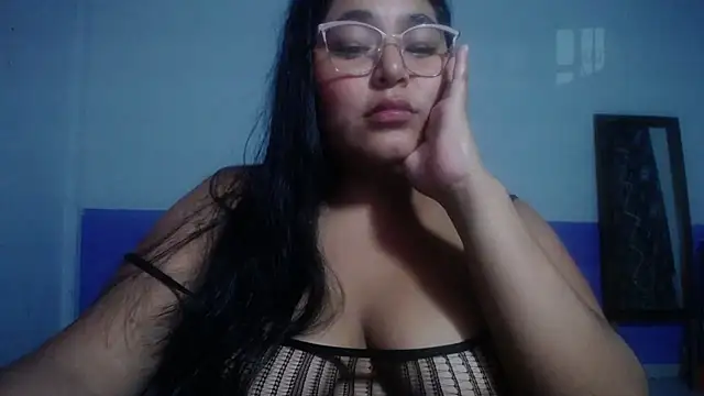 Snapshot of sirena_15 chatting on 07/07/26, 06:47 sirena 15 online show from 07/07/26, 06:47