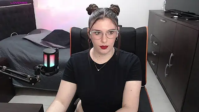 xxbbtaa online show from 03/17/26, 01:30