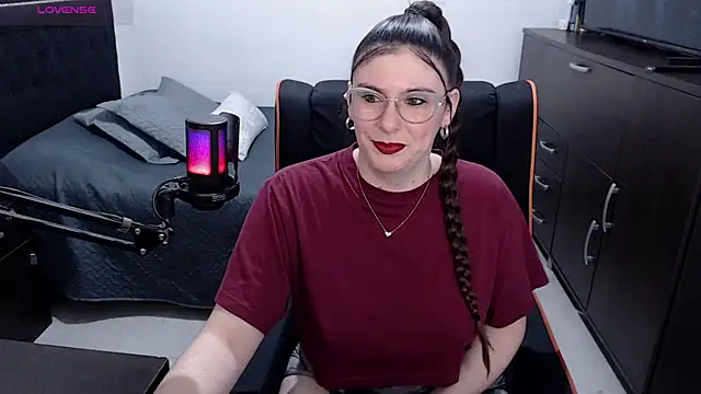 xxbbtaa online show from 05/18/26, 02:33