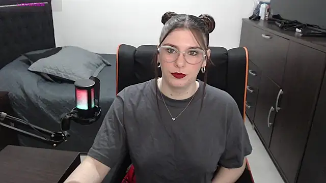 xxbbtaa online show from 05/01/26, 08:25
