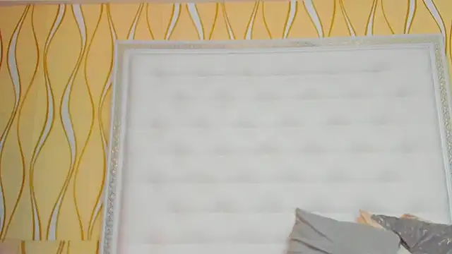 Snapshot of karissia chatting on 11/13/25, 05:55 karissia online show from 11/13/25, 05:55