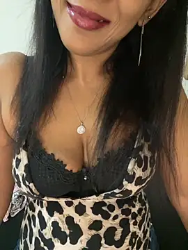 naughtyjaanu online show from 10/01/25, 08:46