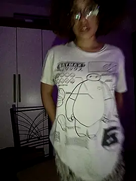 Snapshot of EmmaMelissa0521 chatting on 03/04/25, 05:53 EmmaMelissa0521 online show from 03/04/25, 05:53