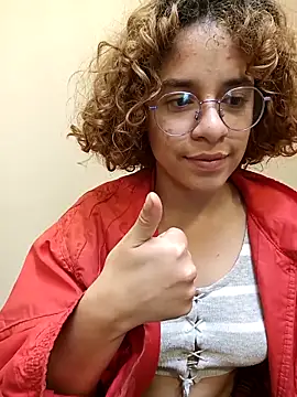 Snapshot of EmmaMelissa0521 chatting on 02/26/25, 06:48 EmmaMelissa0521 online show from 02/26/25, 06:48