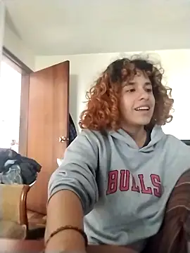 EmmaMelissa0521 online show from 03/17/26, 06:55