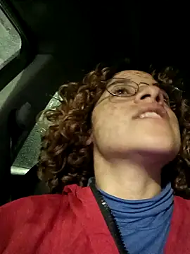 Snapshot of EmmaMelissa0521 chatting on 02/16/25, 01:47 EmmaMelissa0521 online show from 02/16/25, 01:47