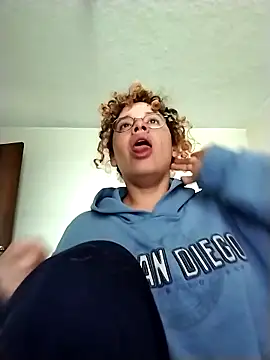 EmmaMelissa0521 online show from 02/02/26, 09:14