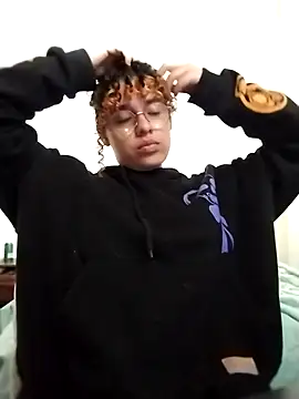 EmmaMelissa0521 online show from 02/08/26, 07:33