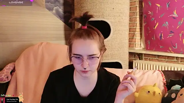 GamerGirl Eve online show from 12/04/25, 06:18