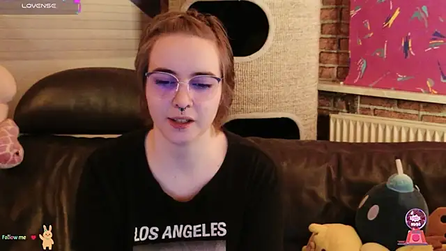 GamerGirl Eve online show from 11/16/25, 07:18