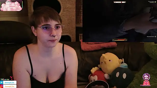 Snapshot of GamerGirl_Eve chatting on 10/16/25, 06:05 GamerGirl Eve online show from 10/16/25, 06:05