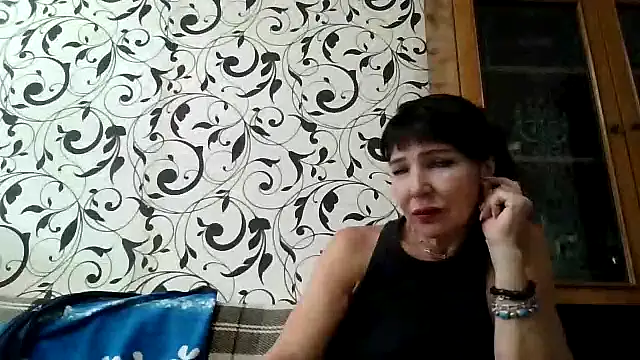Snapshot of JeaneDavis chatting on 09/13/25, 02:50 JeaneDavis online show from 09/13/25, 02:50