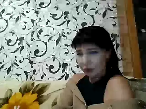 Snapshot of JeaneDavis chatting on 10/13/25, 03:24 JeaneDavis online show from 10/13/25, 03:24