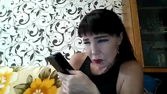 Snapshot of JeaneDavis chatting on 09/23/25, 01:18 JeaneDavis online show from 09/23/25, 01:18