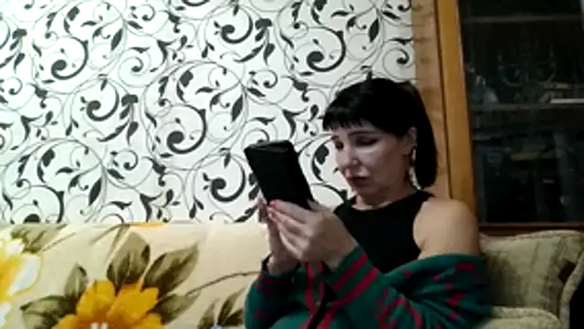 JeaneDavis online show from 11/03/25, 05:38