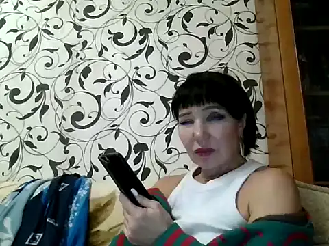 JeaneDavis online show from 11/24/25, 05:35