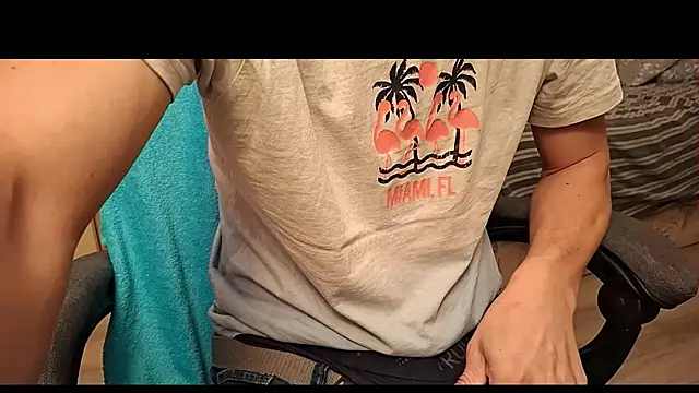 Snapshot of Danyell_K287 chatting on 10/01/25, 07:40 Danyell K287 online show from 10/01/25, 07:40