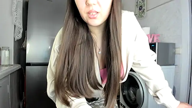 Snapshot of MiaMarrone chatting on 03/25/26, 05:56 MiaMarrone online show from 03/25/26, 05:56