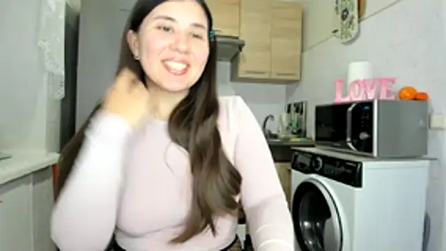 MiaMarrone online show from 01/12/26, 12:39