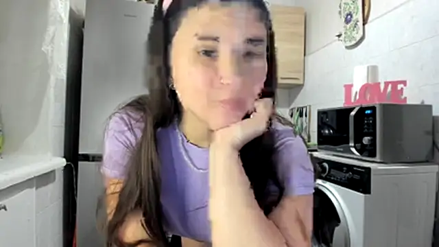 MiaMarrone online show from 12/16/25, 06:01