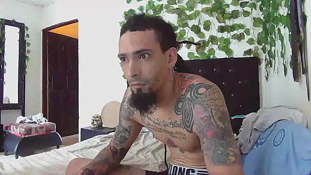 caribbeanlover1 online show from 09/15/25, 04:29