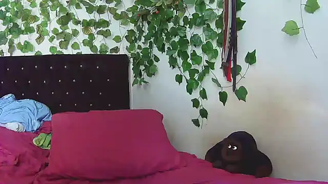 caribbeanlover1 online show from 02/21/25, 04:16
